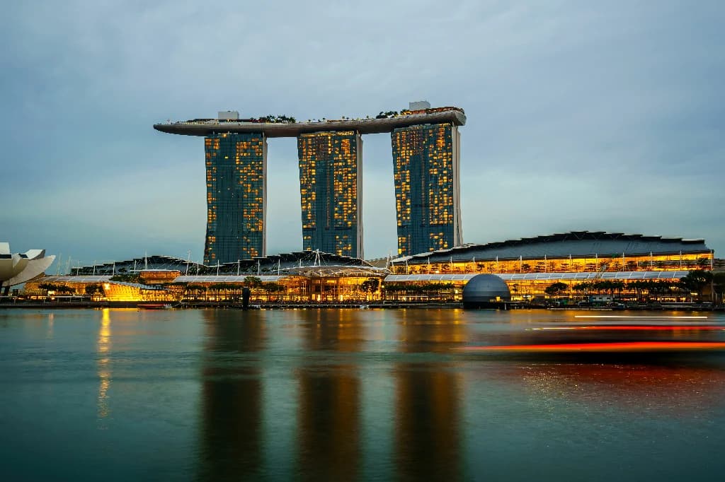 eSIM Singapore là gì? Có nên dùng khi đi Singapore không?
