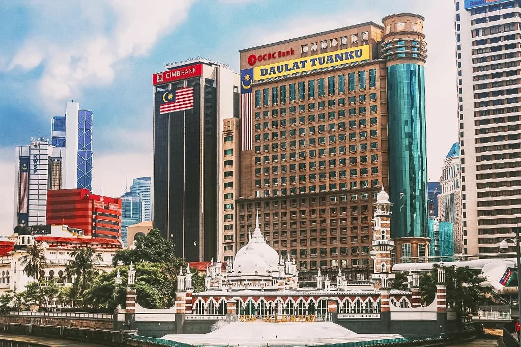 Lịch trình du lịch Malaysia 4 ngày tự túc chi tiết