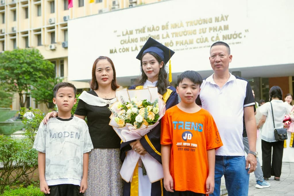 LPA, ICCID, EID là gì? Thuật ngữ eSIM cần biết