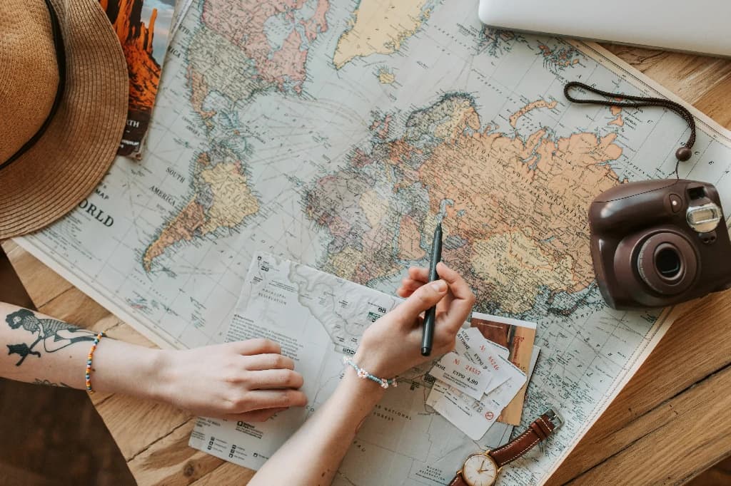 Checklist chuẩn bị trước chuyến đi Châu Á
