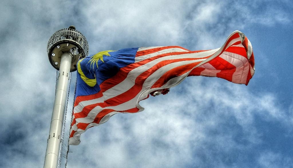 Đi Malaysia cần bao nhiêu GB data là đủ?