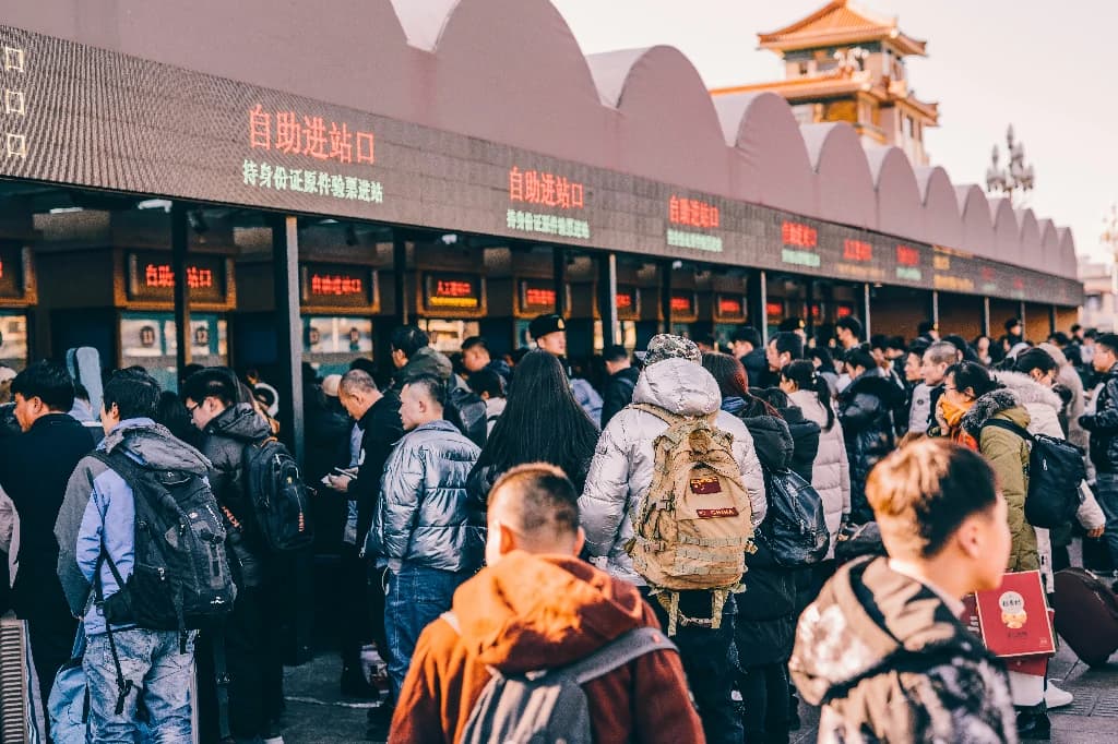 Đi Trung Quốc tự túc hay theo tour: lựa chọn nào hợp với bạn?