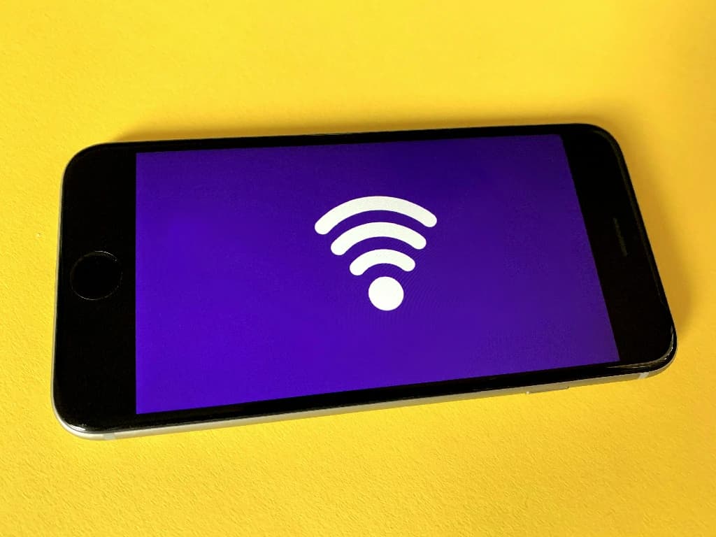 eSIM có cần WiFi để kích hoạt không?