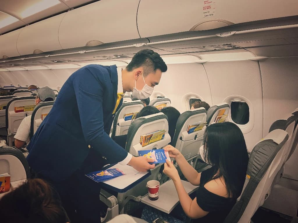 Ghế thoát hiểm trên máy bay: có nên chọn?