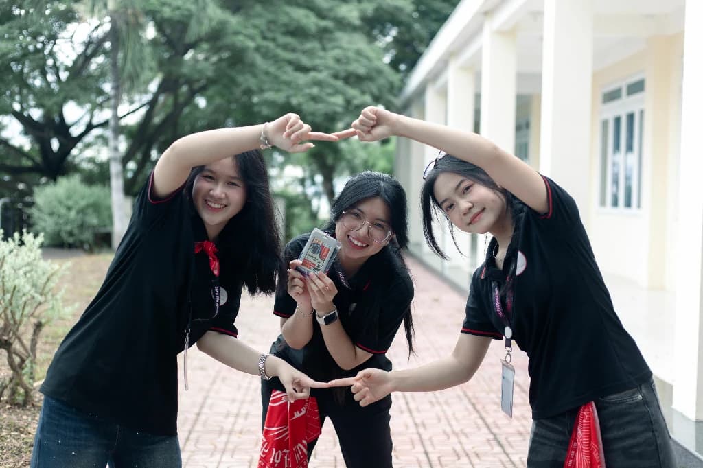 Thẻ APEC là gì? Ai nên làm?